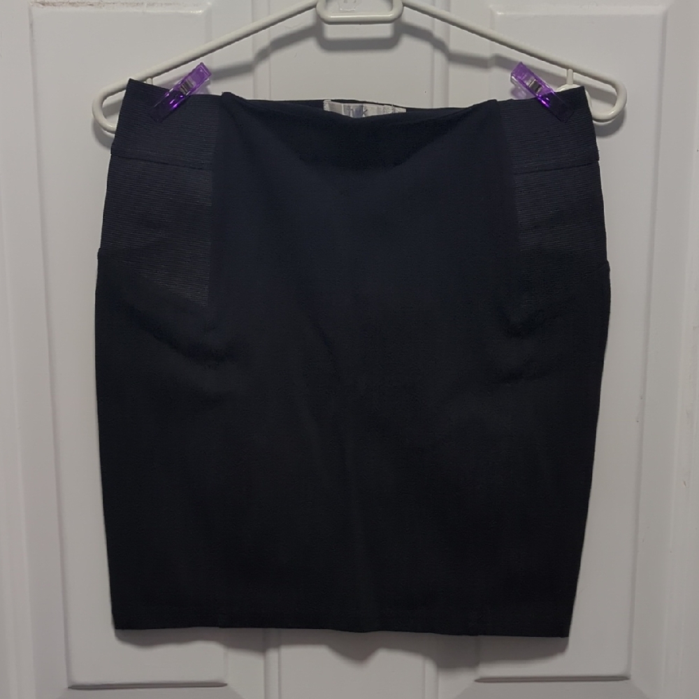 Twik Classic Black Pencil Skirt